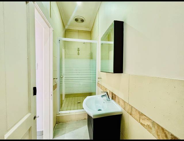 1 BEDROOM APARTMENT TO LET IN POINT WATERFRONT